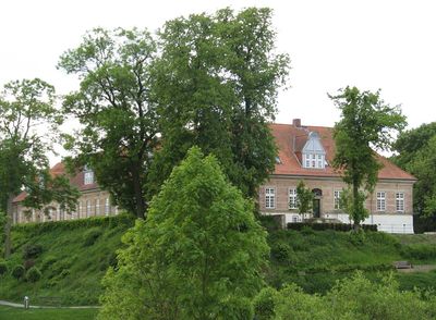 Schloß Landestrost